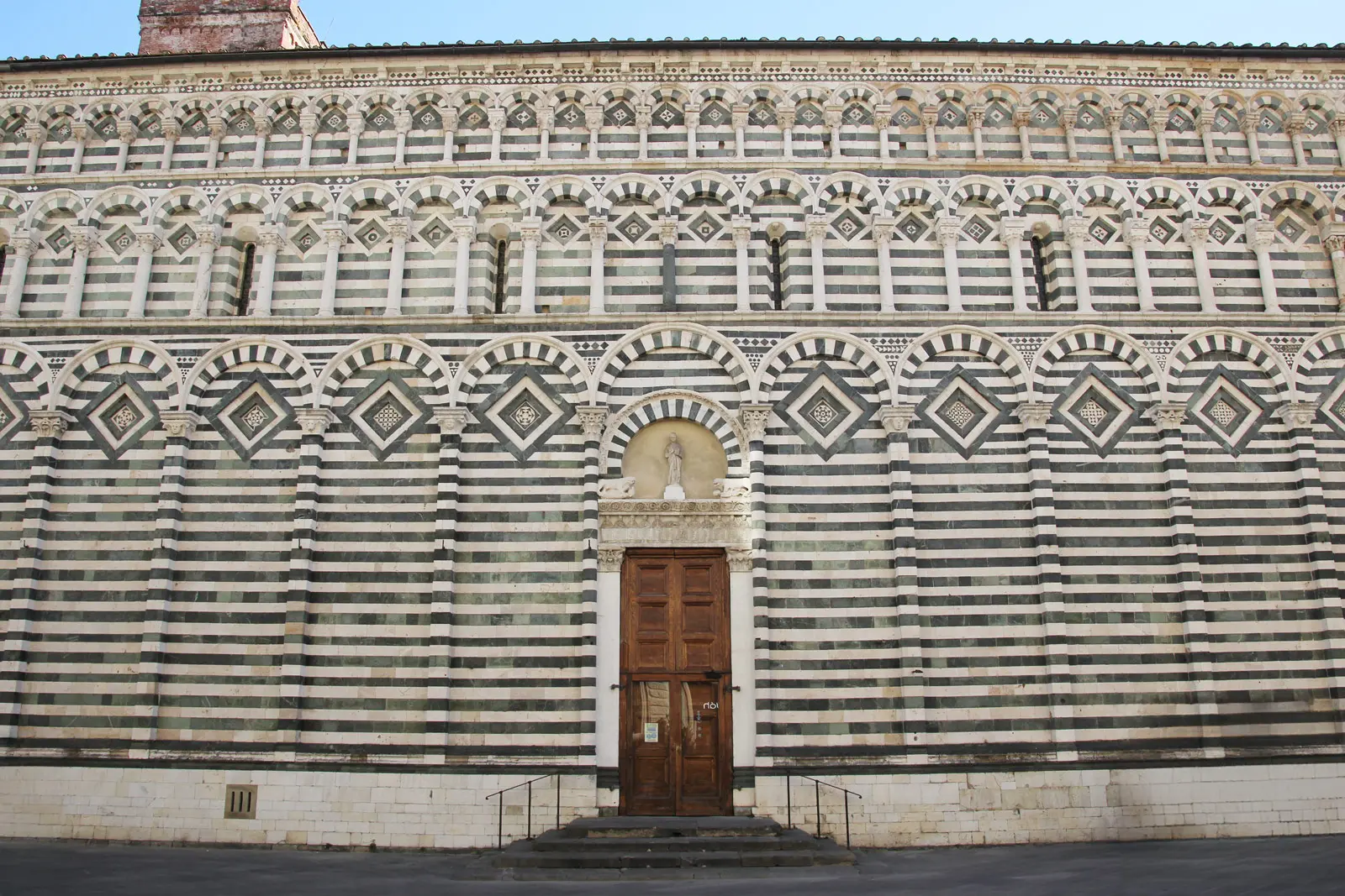 Chiesa di San Giovanni Fuorcivitas Chiesa di San Giovanni Fuorcivitas